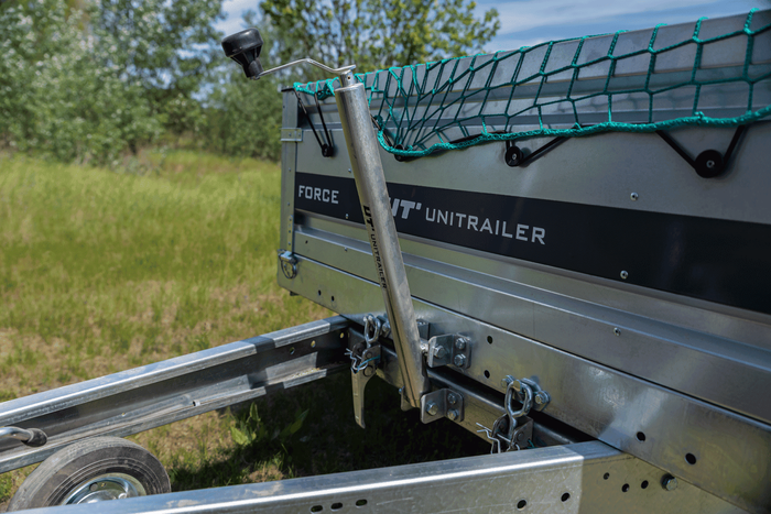 UNITRAILER alkūninis keltuvas su rankenomis, skirtas 1000 kg automobilio priekabos išvertimui ir iškrovimui, 500–865 mm